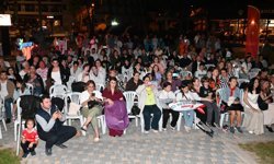 Gürcü dans topluluğundan gösteri