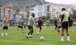 Alanyaspor, Antalyaspor derbisi öncesi hazırlıklarını tamamladı