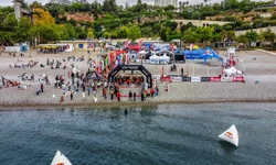 Antalya'da 21 ülkeden 750 sporcu kulaç attı