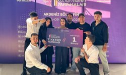 ALKÜ’lü gençlerden tiyatroya damga vuran başarı
