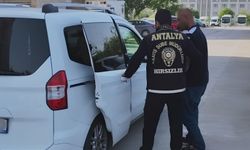 Antalya’da evden ve açıktan hırsızlık şüphelisi yakalandı