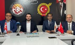 İYİ Parti’den önemli ziyaret: Ekonomi ve göç politikaları masaya yatırıldı
