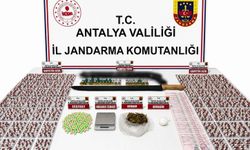 Alanya'da  iki şüphelinin adresine operasyon yapıldı