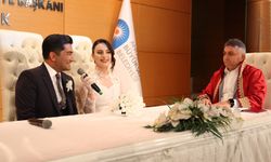 Antalya'da 06.06.2026 yoğunluğu: Çiftler evlenmek için sıraya girdi