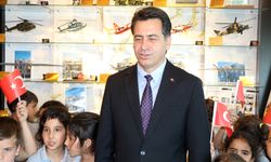 Alanya'da 2'nci sınıf öğrencileri, harçlıklarını TSKGV'ye bağışladı