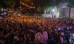 Serik'te Sümer Ezgü konseri