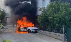 Antalya seyir halindeki otomobil yandı