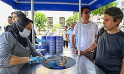 Antalya Büyükşehir Belediyesi’nden Muharrem Ayı’nda 40 bin aşure ikramı
