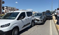 Antalya'da üst geçitte zincirleme kaza: 1 yaralı