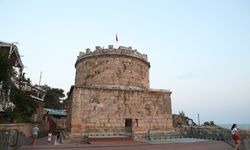 Hıdırlık Kulesi yeniden Antalyalılarla buluştu