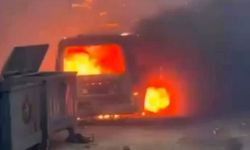 Alanya'da çalılık yangında araç ve ev hasar gördü
