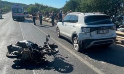 Alanya'da korkutan kaza: Motosikletteki 2 kişi ağır yaralı