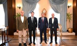 Alanya protokolü Antalya Valisini ziyaret etti