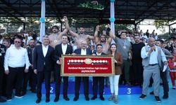 Kurtdereli Yağlı Güreşleri'nde Başpehlivan Mustafa Taş oldu