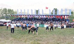 20. Geleneksel Gökbel Yağlı Pehlivan Güreşleri büyük bir coşkuyla tamamlandı