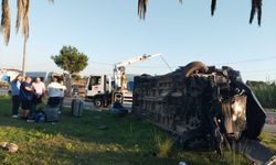 Manavgat'ta üç aracın karıştığı zincirleme kaza: 17 yaralı