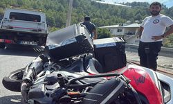 Gazipaşa'da kaza: Bariyere çarpan motosikletin sürücüsü yaralandı