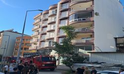 Balkondaki yangın büyümeden söndürüldü