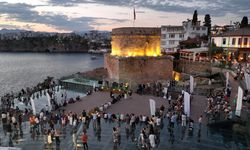 Hıdırlık Kulesi'nde Zefir Trio konseri