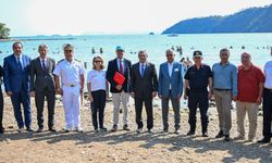 Antalya Mavi Akdeniz İnisiyatifi Phaselis’te deniz bariyeri ve çöp kaparları hizmete aldı