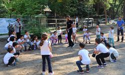 Doğal Yaşam Parkı'nda çocuklara hayvan sevgisi aşılandı