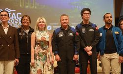 Uzaydan Antalya'ya; 11 astronot AÜ'de gençlerle buluştu