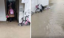 Alanya'da sağanak yağış su baskınlarına neden oldu
