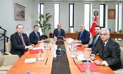 Bakan Ersoy ve THY yönetiminden turizm zirvesi