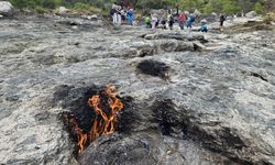 'İlk olimpiyat ateşi' efsanesinin adresi Yanartaş, turistlerin uğrak noktası