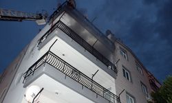 Priz kaynaklı yangında mutfak kullanılamaz hale geldi