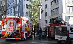 Antalya Türkiye Diyanet Vakfı binasında yangın