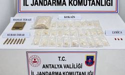 Aksu ve Manavgat’ta operasyon: 3 Kilogram kokain ele geçirildi