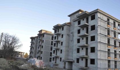 Burdur’da inşaattan düşen işçi ağır yaralandı