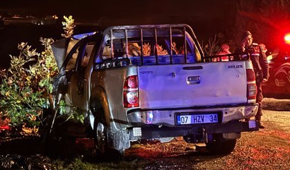 Yanan kamyonette ceset bulundu