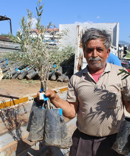 Gazipaşa’da 83 kişiye 1660 adet fidan desteğinde bulunuldu