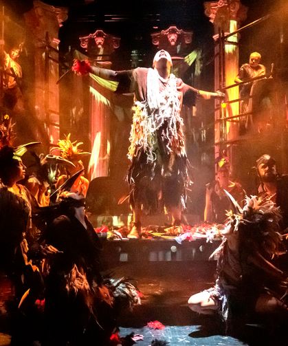 ADT'nin aralık perdesi dopdolu