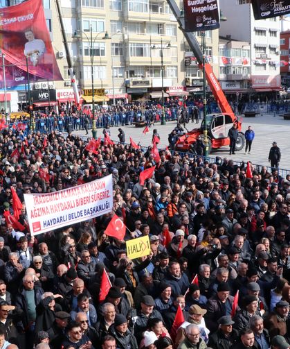 Özgür Özel: İran'ı kurtarmak ne Trump'a ne de eli kanlı Netanyahu'ya düşmüştür