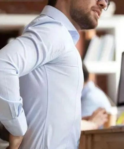 Ofis çalışanlarına uyarı! Hareketsiz yaşam omurga sağlığını tehdit ediyor