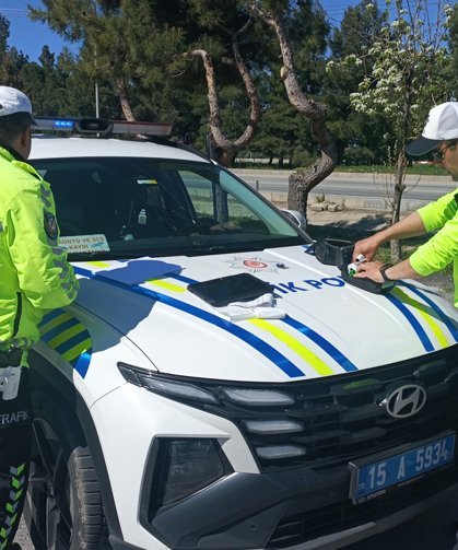 Tescilsiz plaka kullanan sürücüye ceza