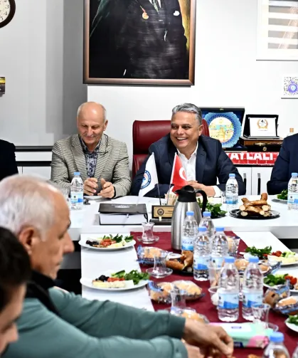 Antalya Muratpaşa'da 'Korkuteli'lilerden tarhana ikramı