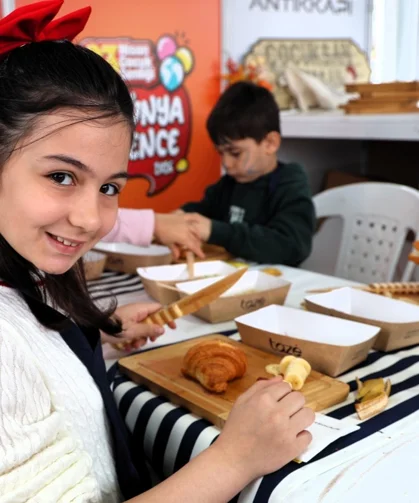 Kruvasan süsleme atölyesi ilgi görüyor