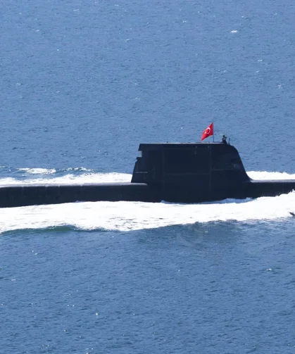 Savunma sanayi güçleniyor.. Yeni denizaltı ilk seferine çıktı