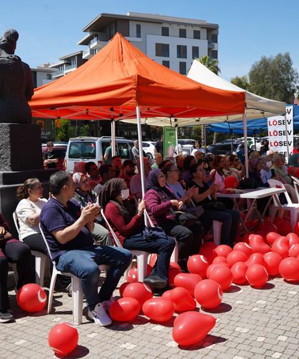 LÖSEV'den bayram öncesi 180 aileye et desteği