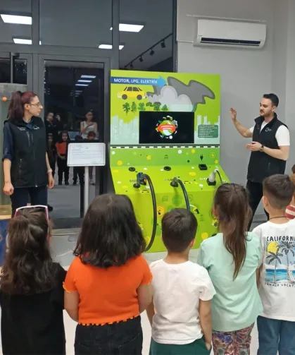Balıkesirli çocuklara ÇEBİM'de bilim eğitimi