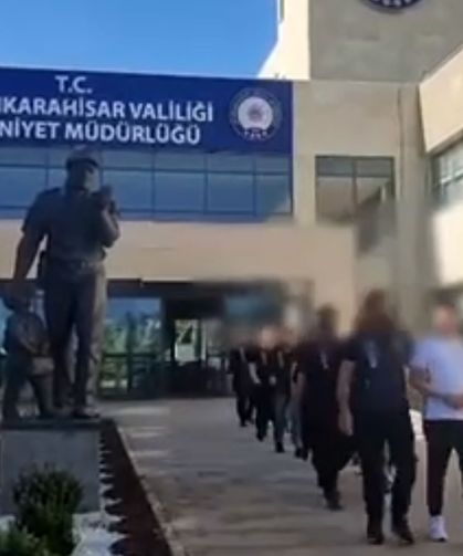 Sahte araç ilanları aracılığıyla dolandırıcılık; 11 gözaltı