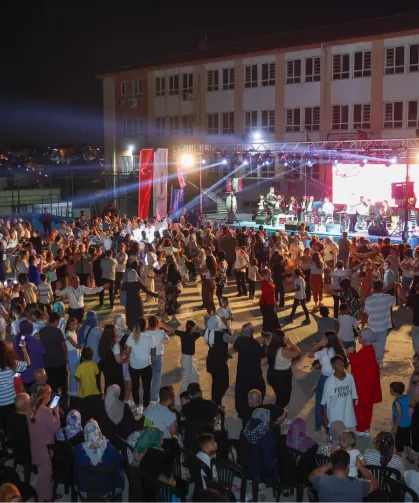 Mahallemde Konser Var başlıyor