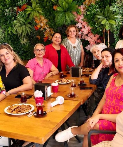 Antalya'da sanatsever kadınlar birleşti