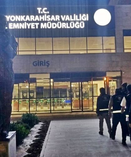 Oto hırsızları yakalandı