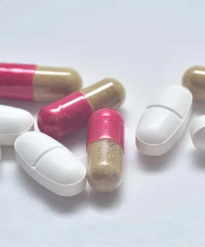 Bilinçsiz antibiyotik kullanımı tedaviyi zorlaştırıyor