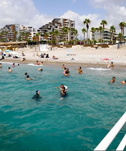 Plajda kalp sağlığına dikkat! Susamayı beklemeden su için